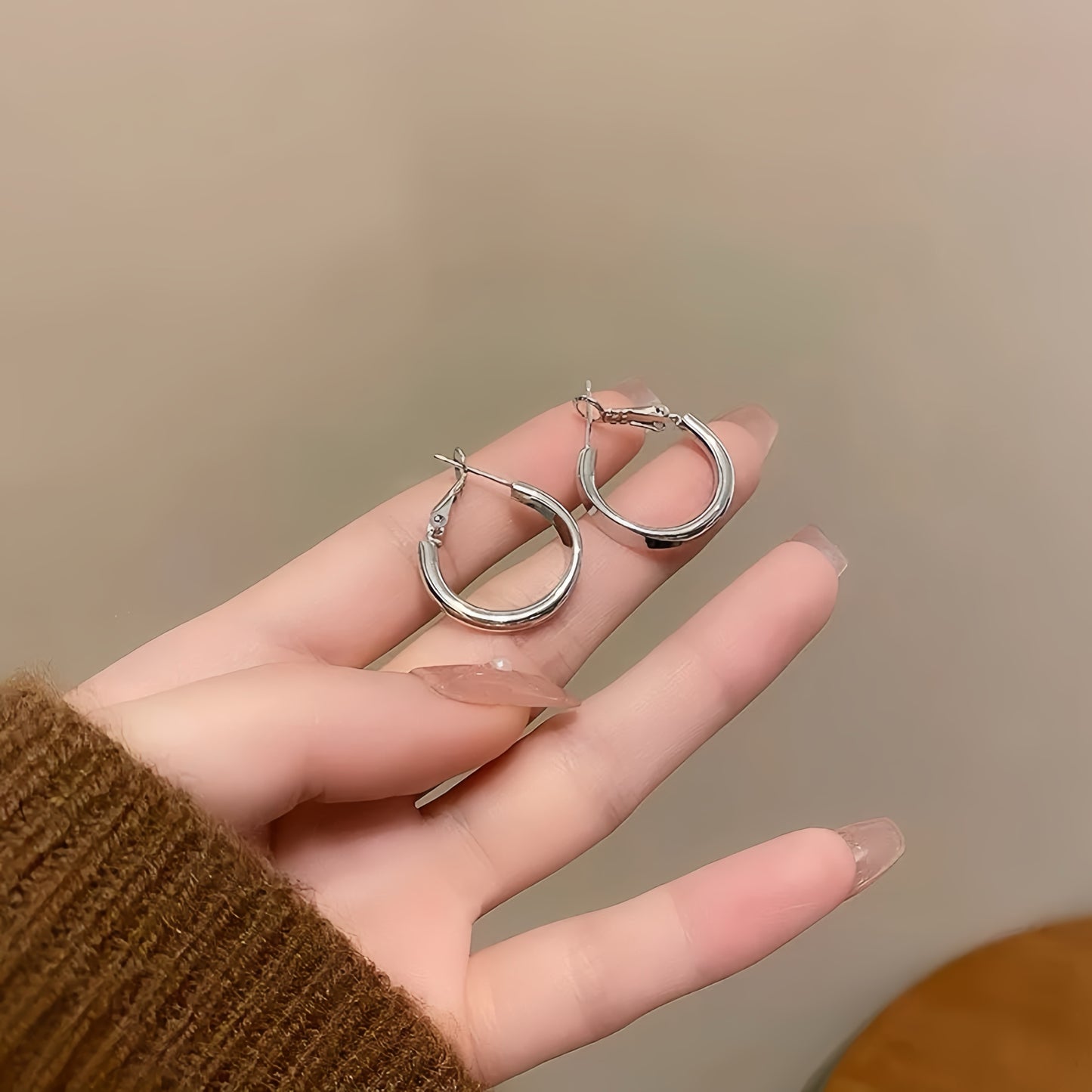 091 Silver Hoop