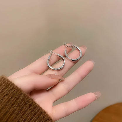 091 Silver Hoop