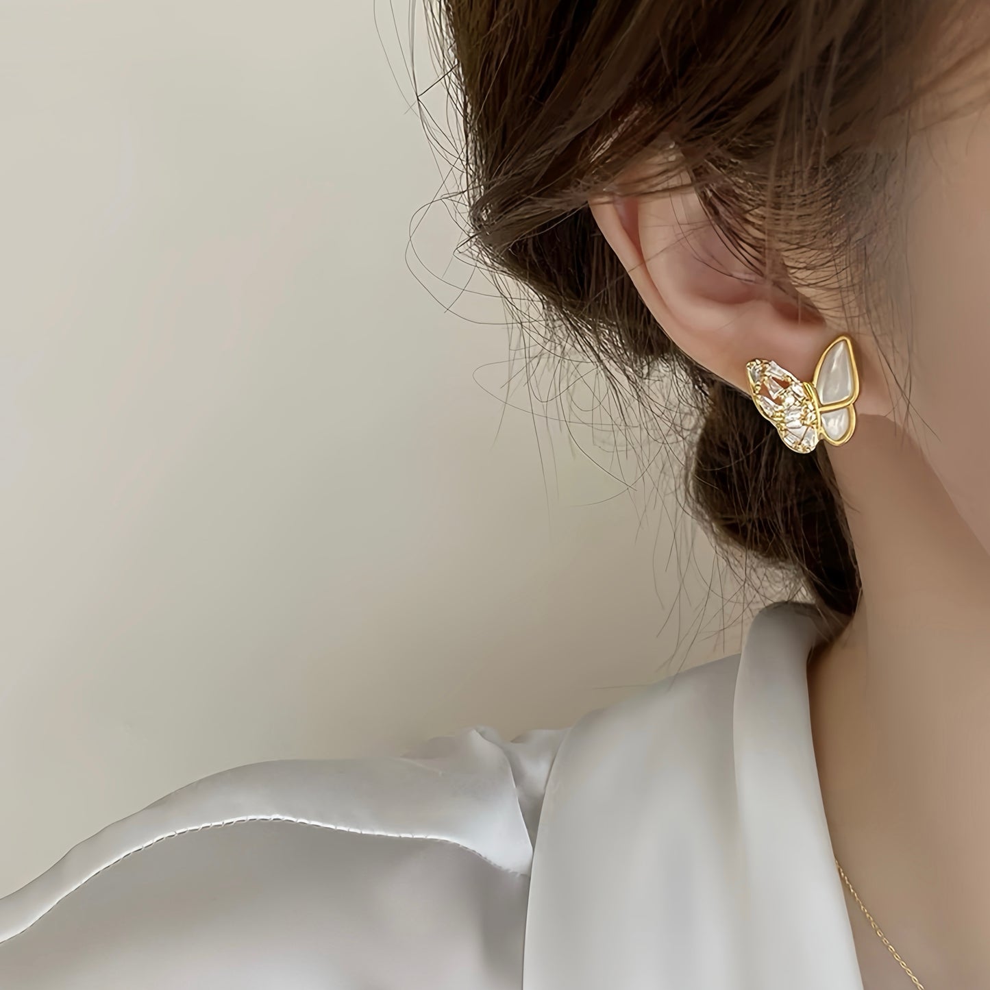 Pearl-Butterfly Earrings