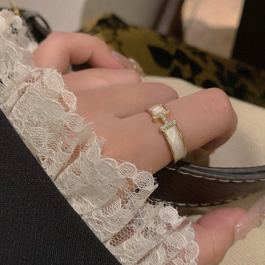 H Ring